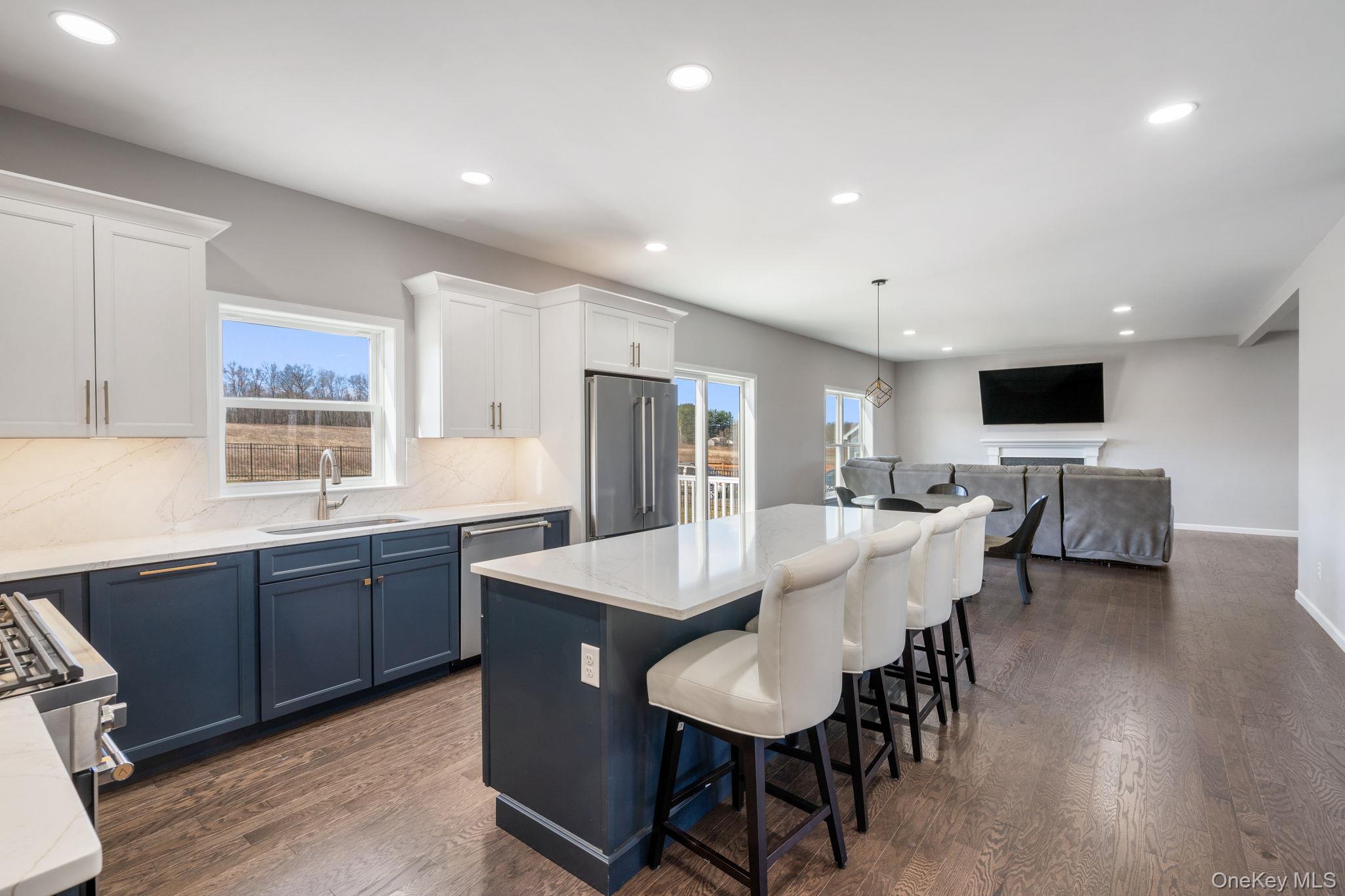 10 Harrier Ridge Drive, Wallkill, NY 12589