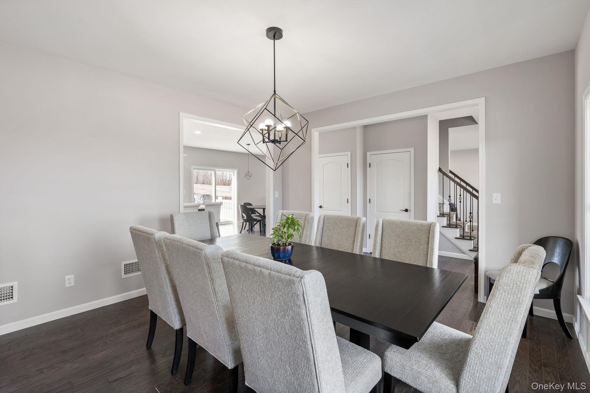 10 Harrier Ridge Drive, Wallkill, NY 12589