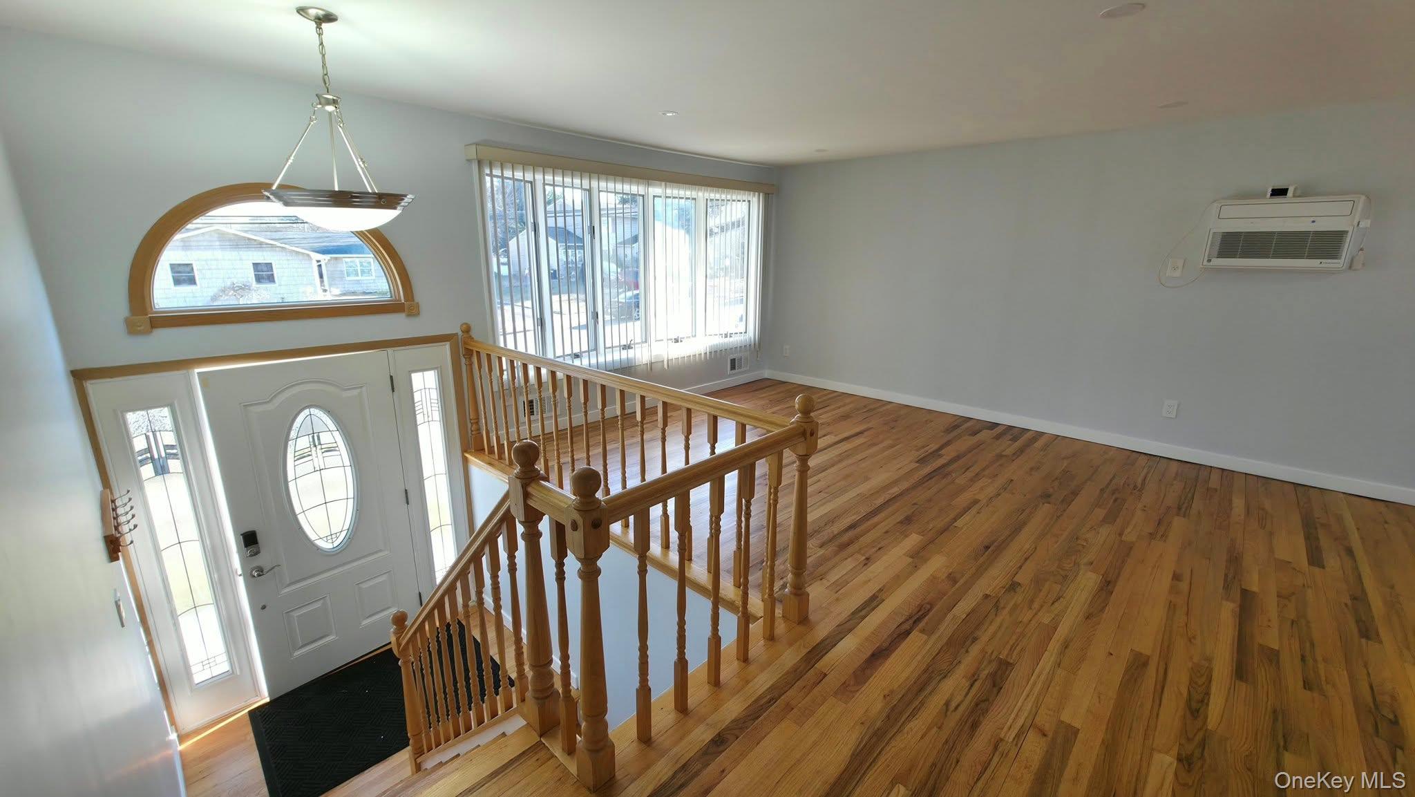 4 Willow Street, Selden, NY 11784