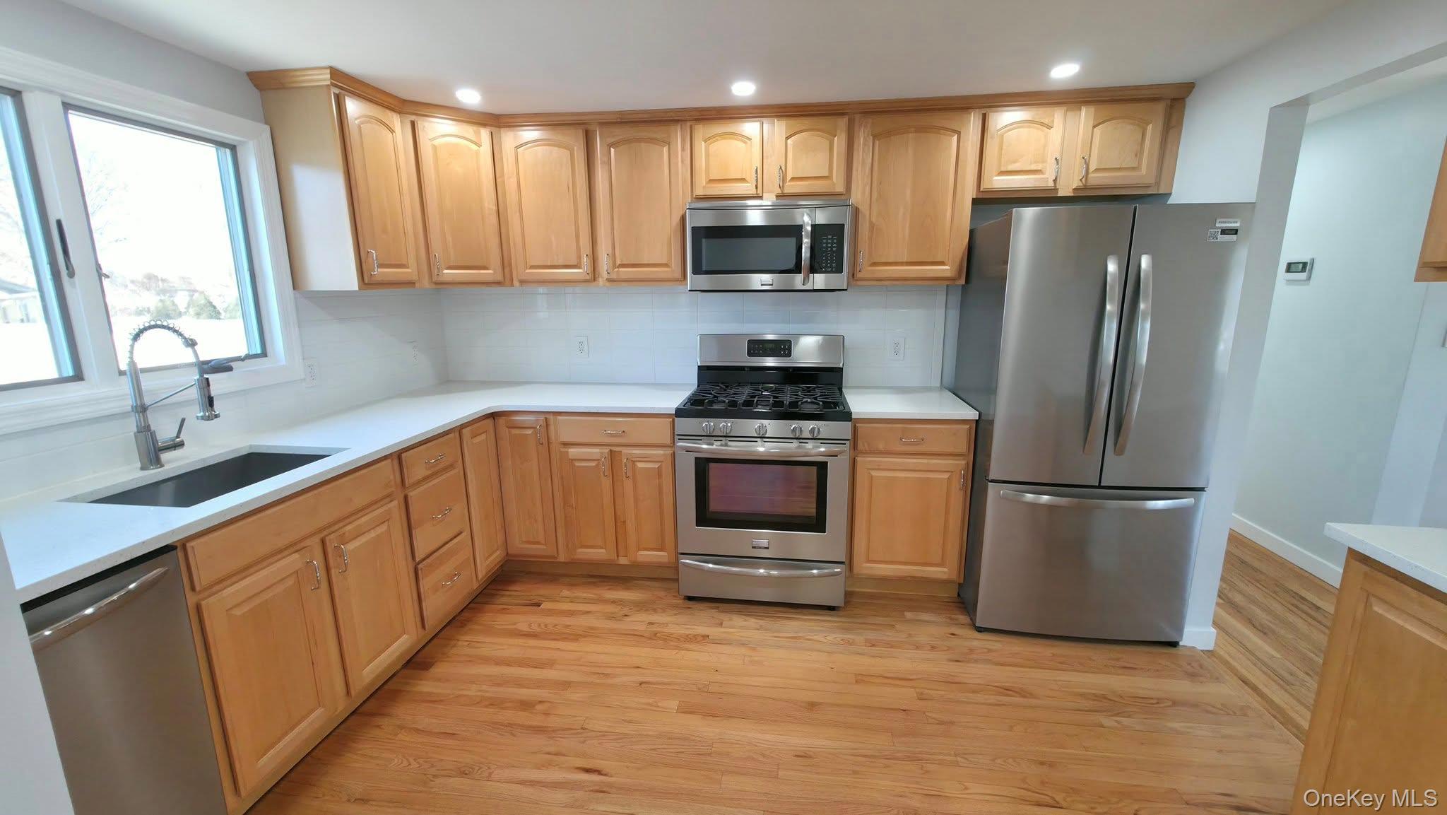 4 Willow Street, Selden, NY 11784