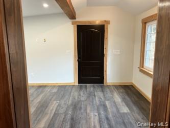 24 Lindner Place, Smithtown, NY 11787