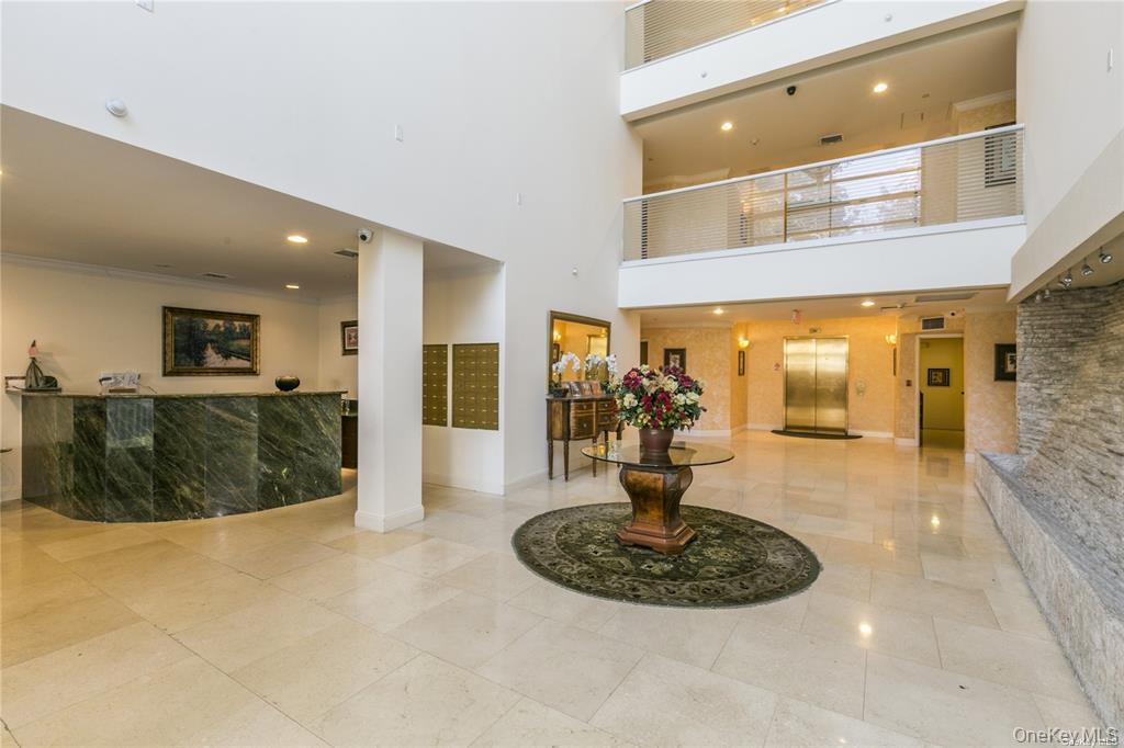 171 GREAT NECK Road # 1N, Great Neck, NY 11021