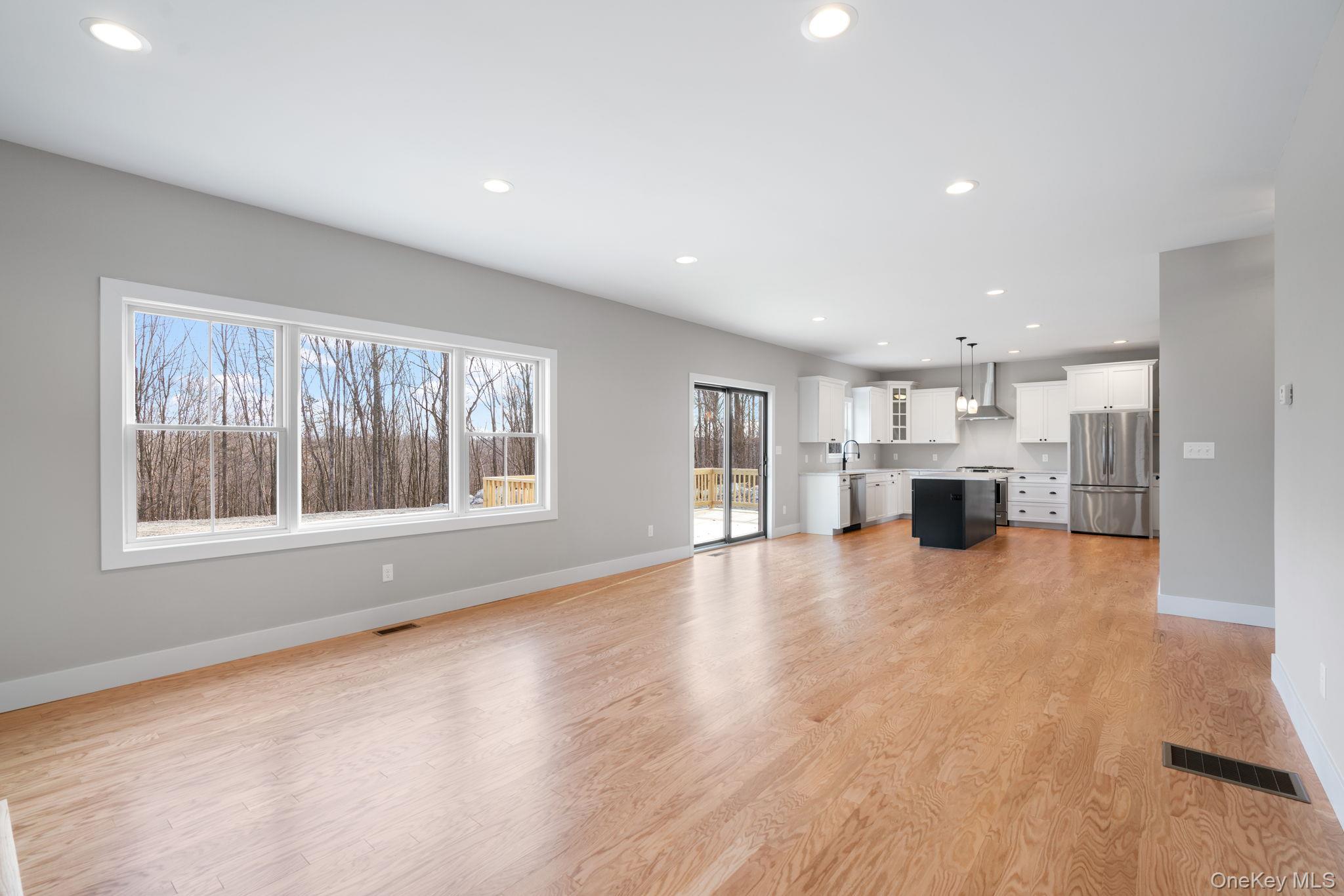 13 Harrier Ridge Drive, Wallkill, NY 12589