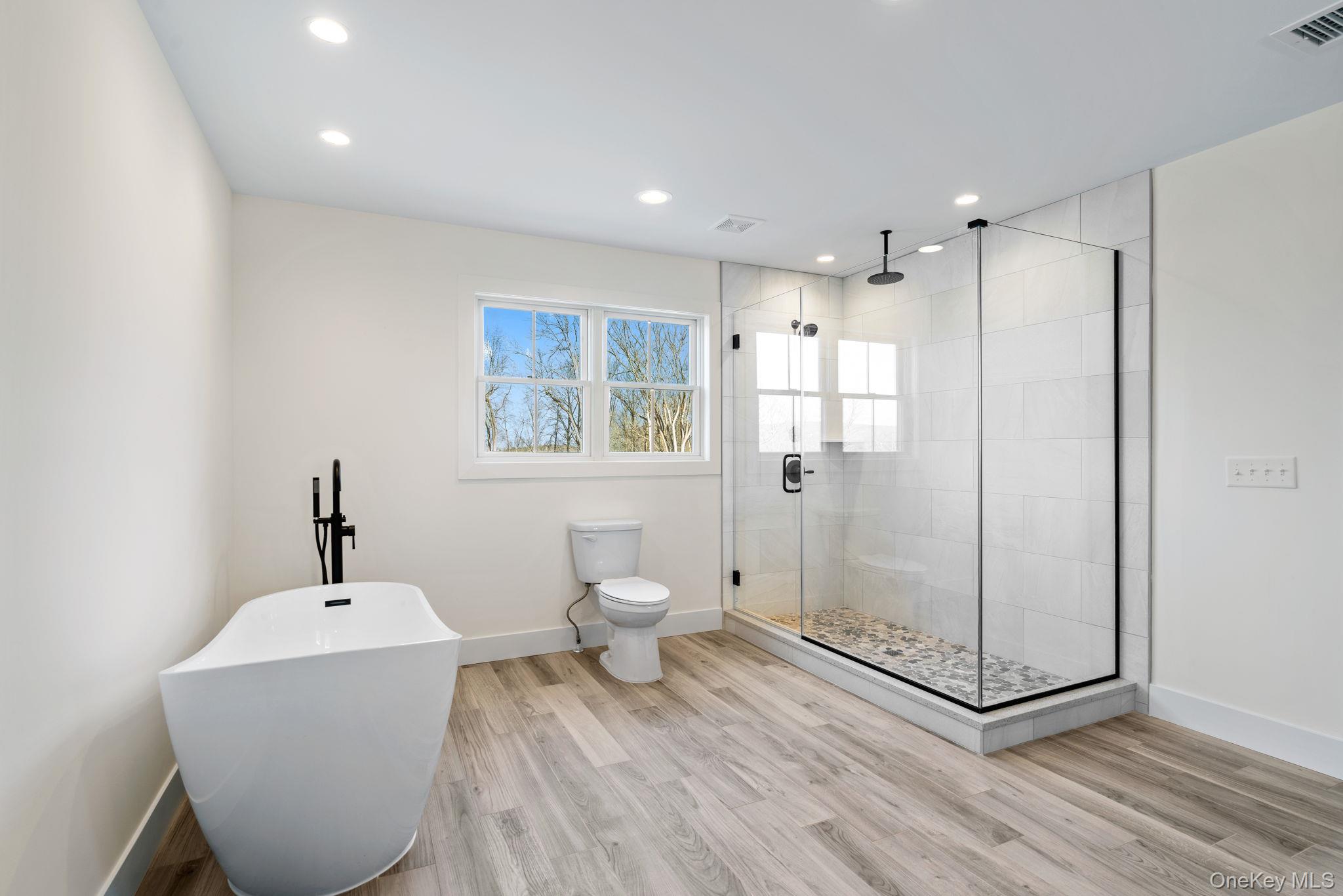 13 Harrier Ridge Drive, Wallkill, NY 12589