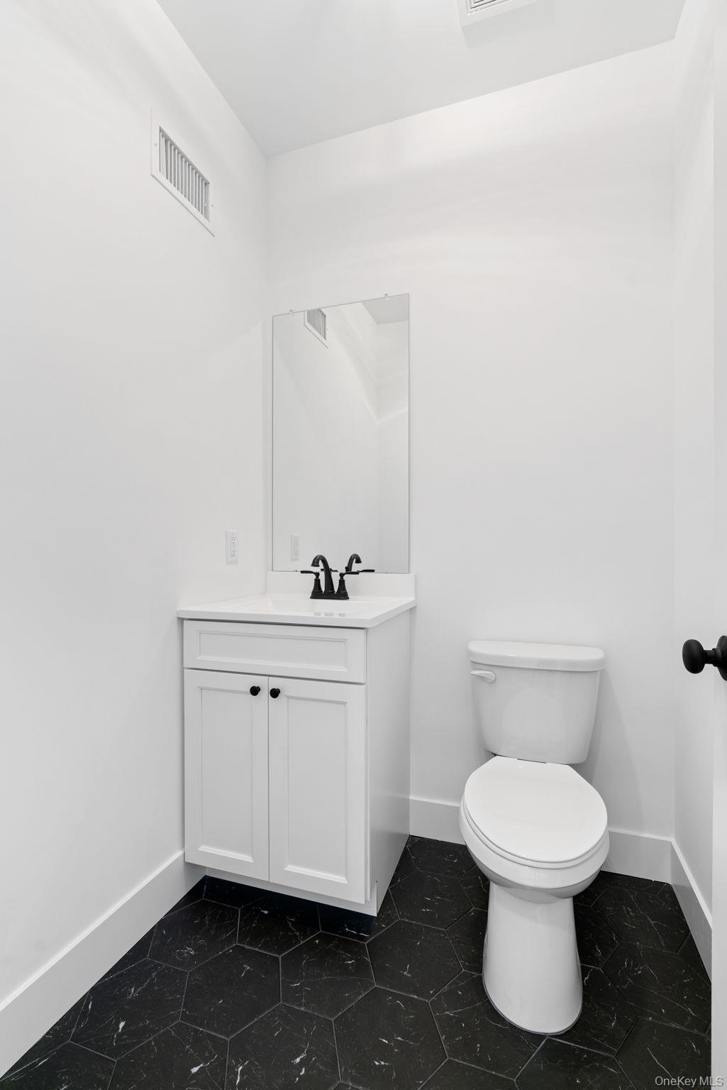 13 Harrier Ridge Drive, Wallkill, NY 12589