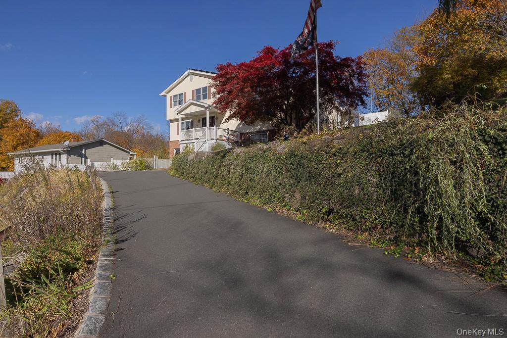 9 Georgian Drive, Stony Point, NY 10980