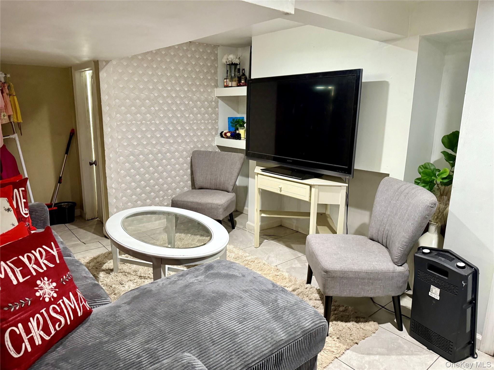 359 Wellwood Drive, Shirley, NY 11967