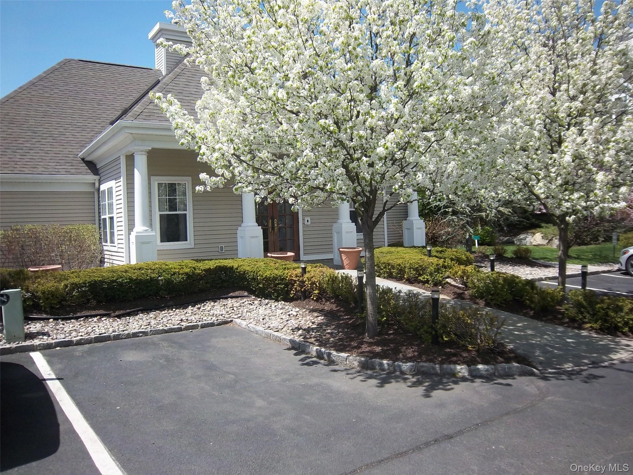 36 Briarbrook Drive, Briarcliff Manor, NY 10510