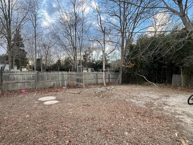 84 Point Road, Flanders, NY 11901