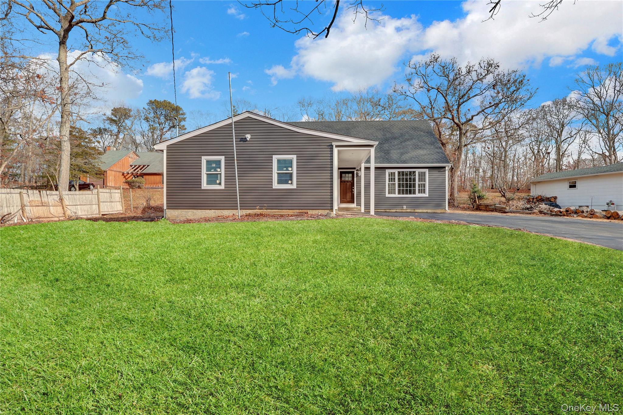 321 Smith Road, Shirley, NY 11967