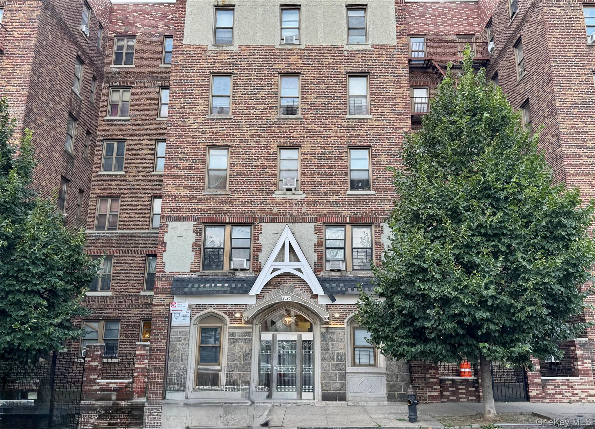 2925 Mathews Ave # 2H, Bronx, NY 10467
