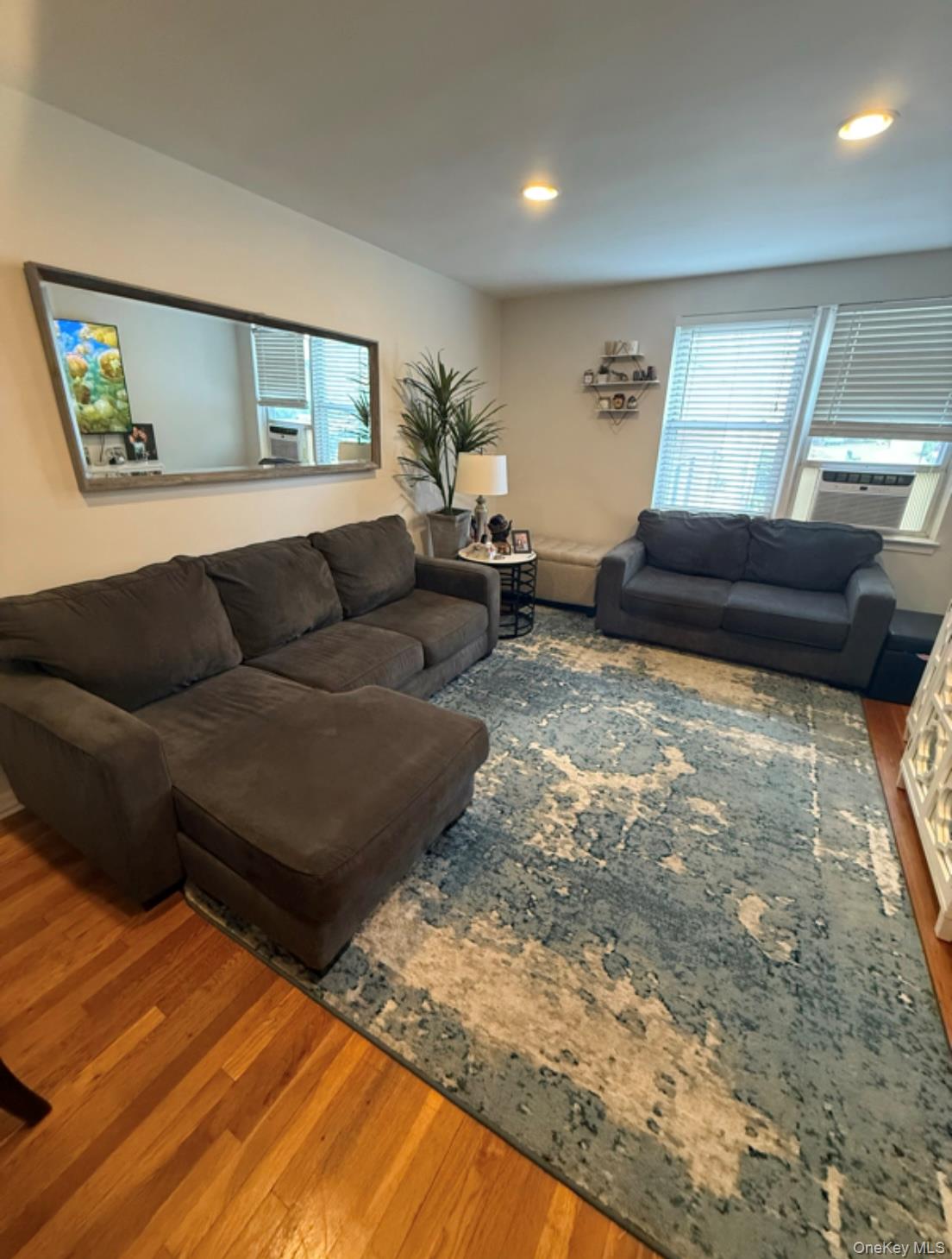 95 N broadway, White Plains, NY 10693