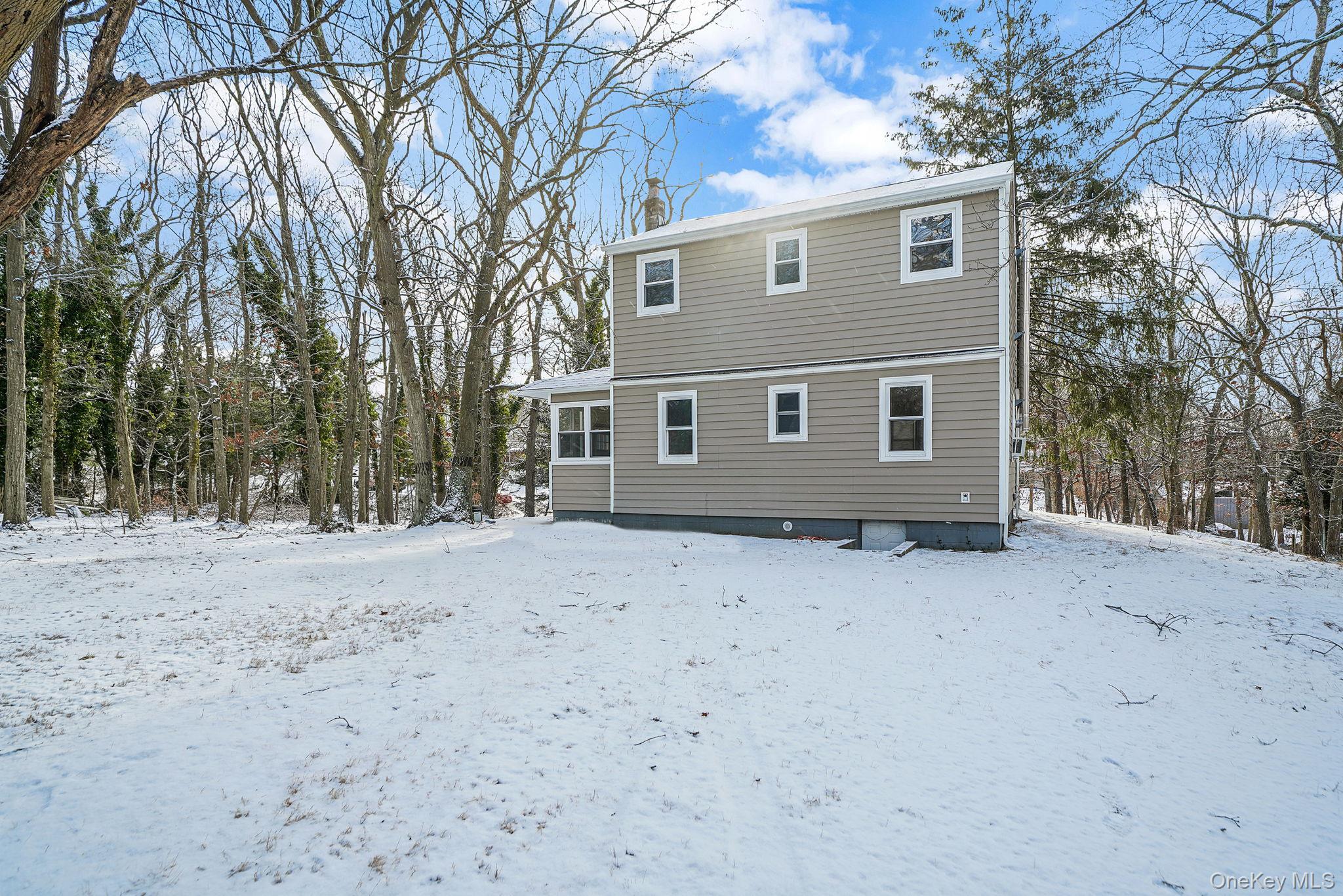 15 Beatrice Drive, Shirley, NY 11967