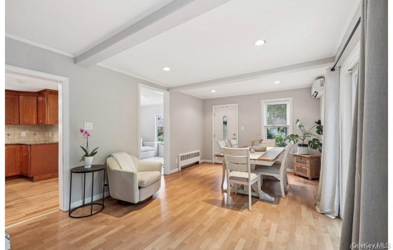 33 Chestnut Street, Pearl River, NY 10965