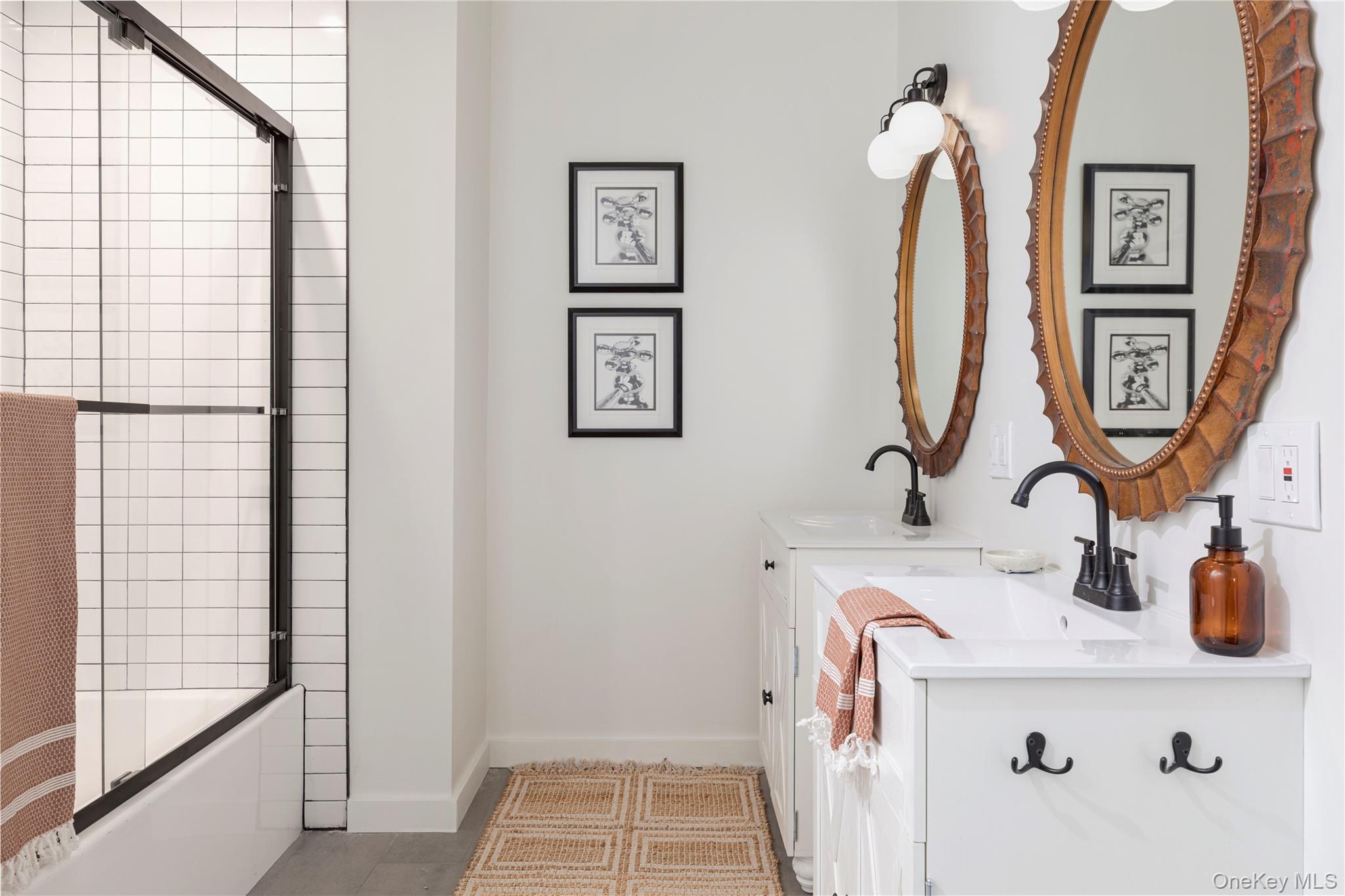 15 Phillips Street, Middletown, NY 10940