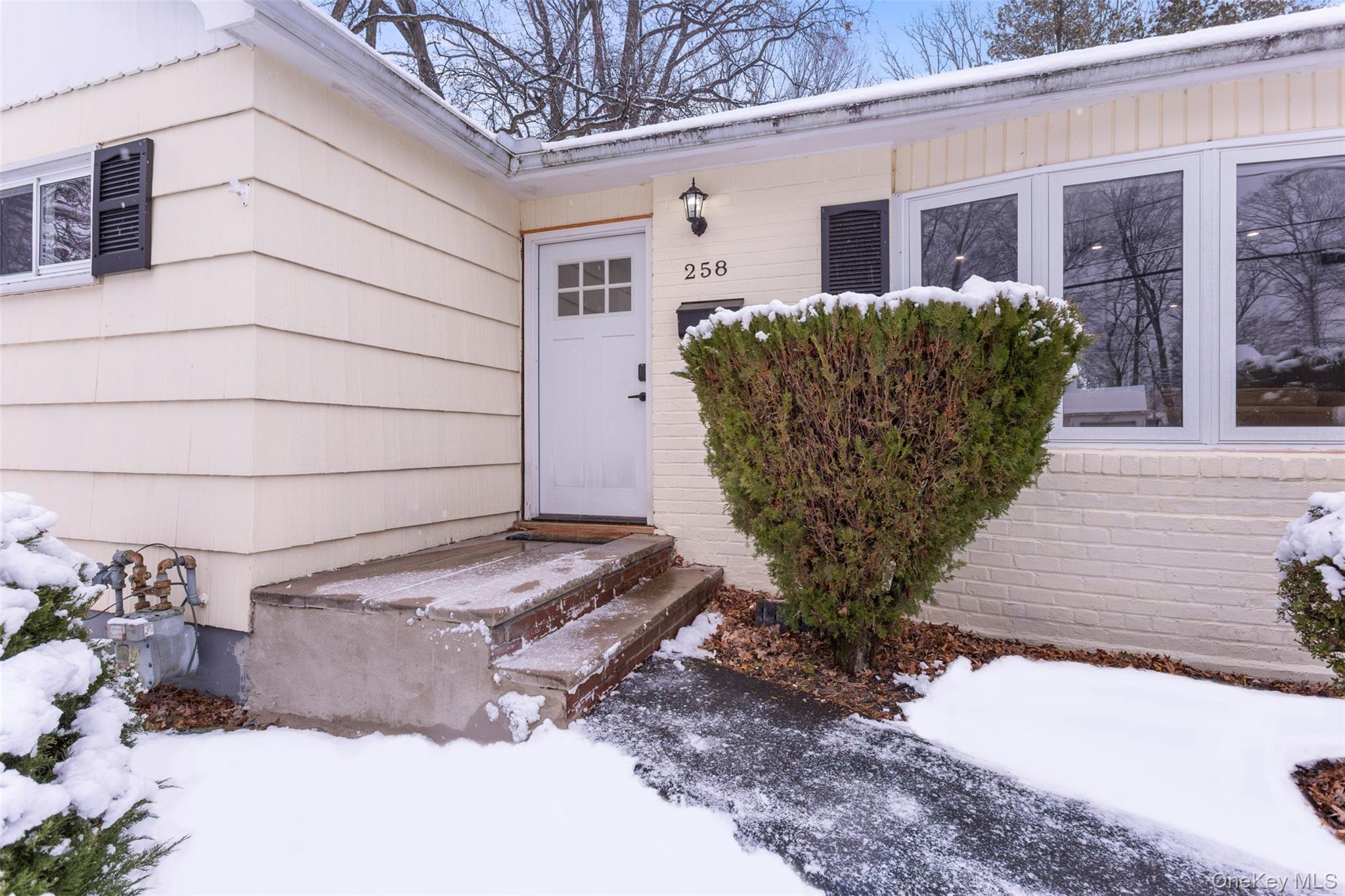 258 Holt Drive, Pearl River, NY 10965