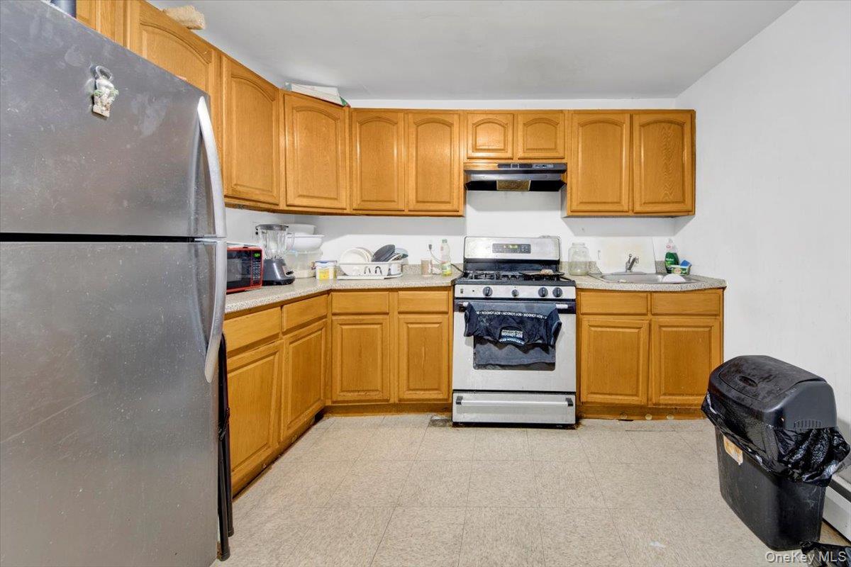 12 Broad Avenue, Ossining, NY 10562