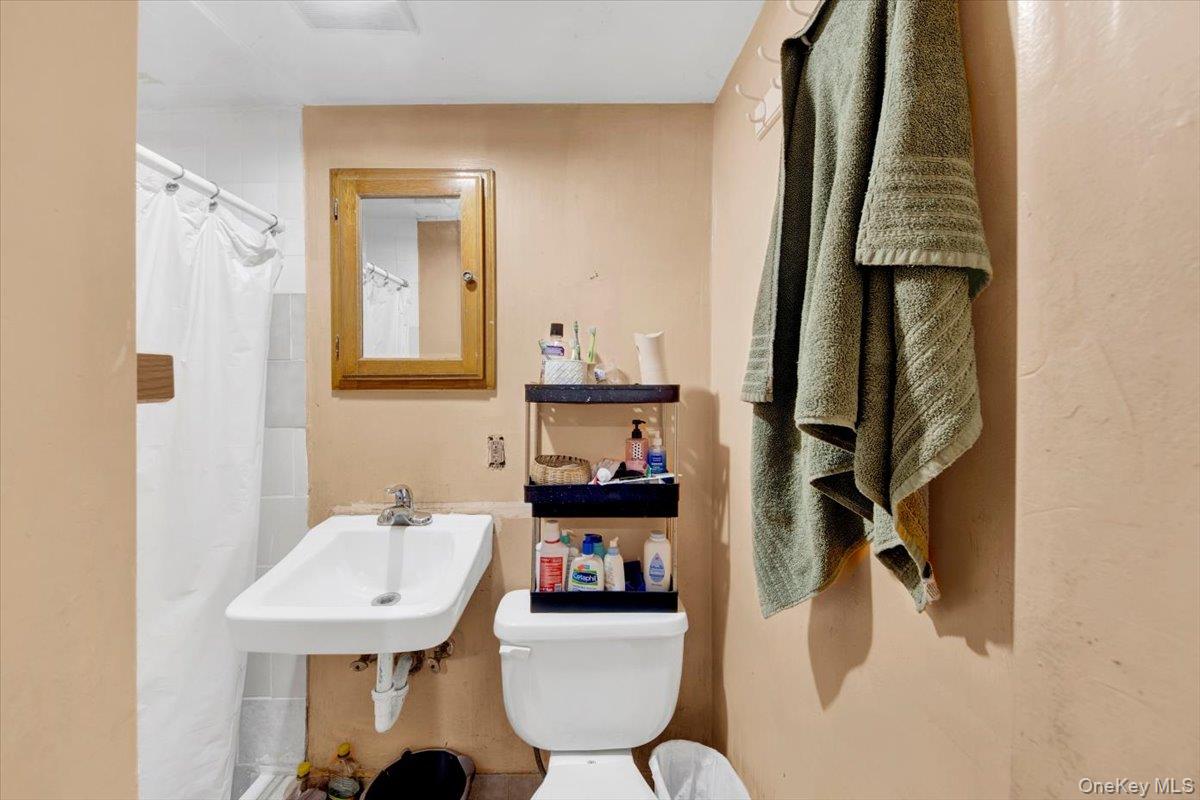 12 Broad Avenue, Ossining, NY 10562