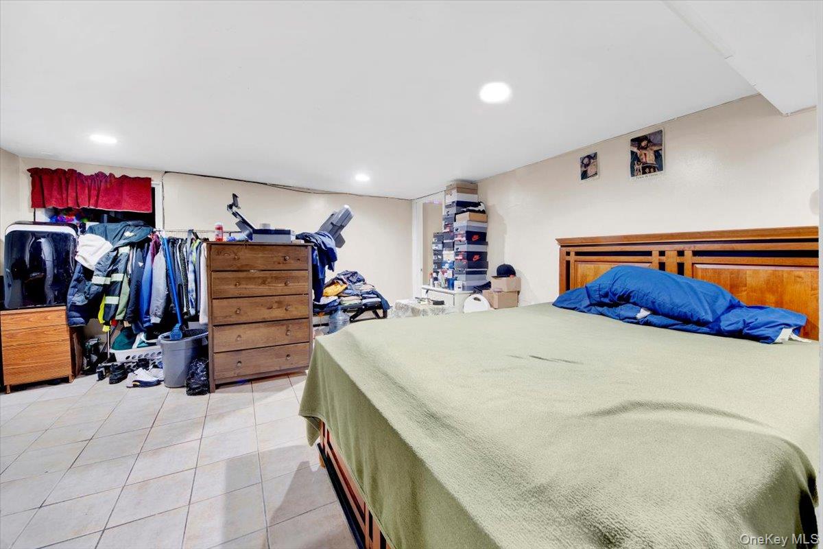 12 Broad Avenue, Ossining, NY 10562