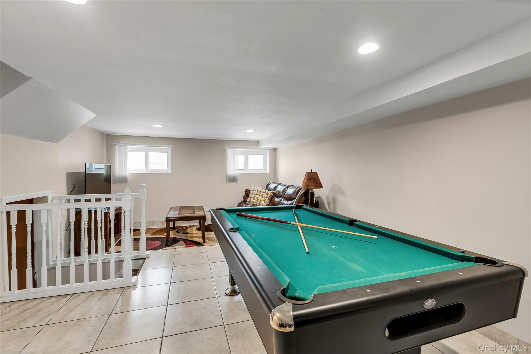 360 Locust Avenue, Oakdale, NY 11769