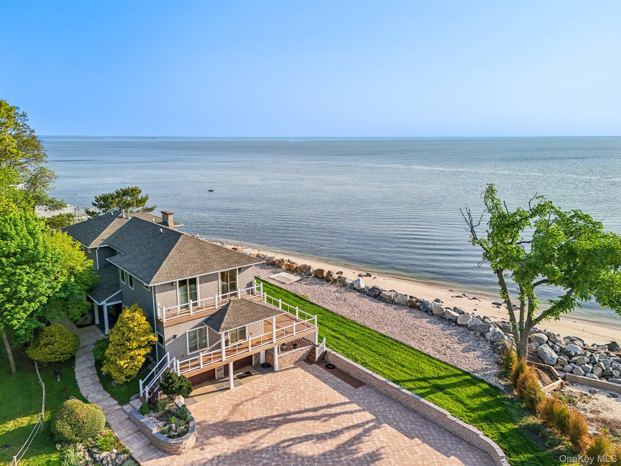 516 Asharoken Avenue, Northport, NY 11768