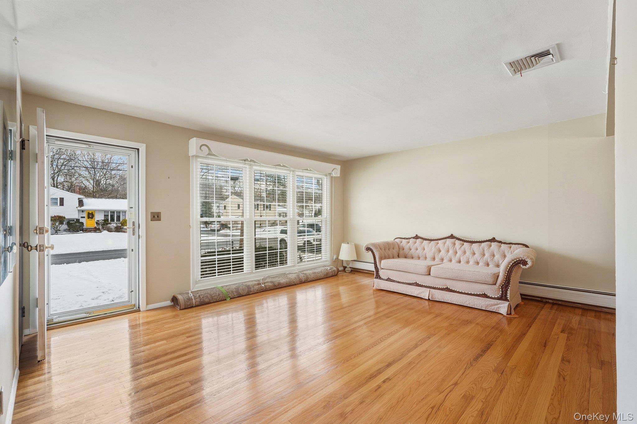 12 Stratford Place, New City, NY 10956