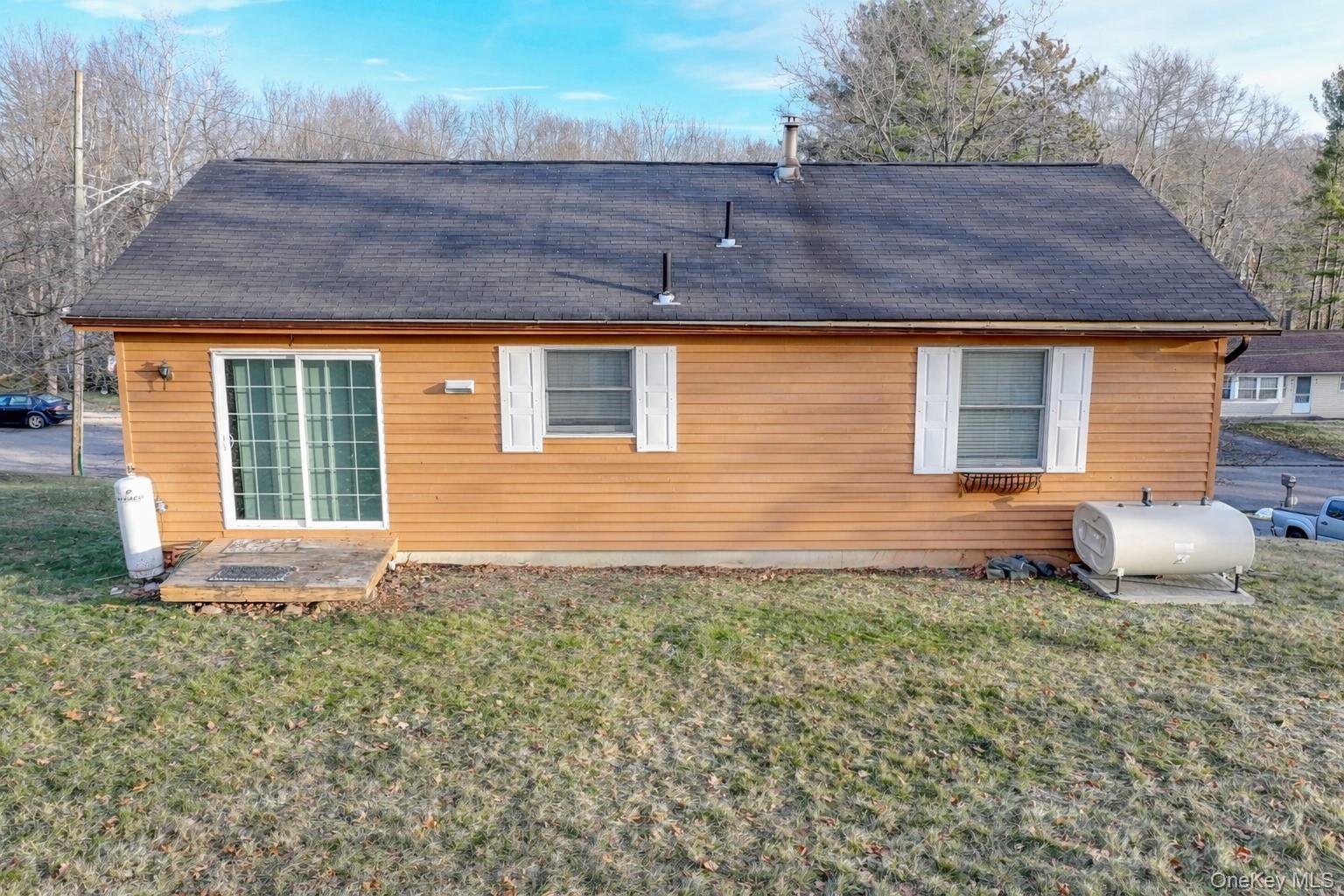 30 Oakland Avenue, Montgomery, NY 12586