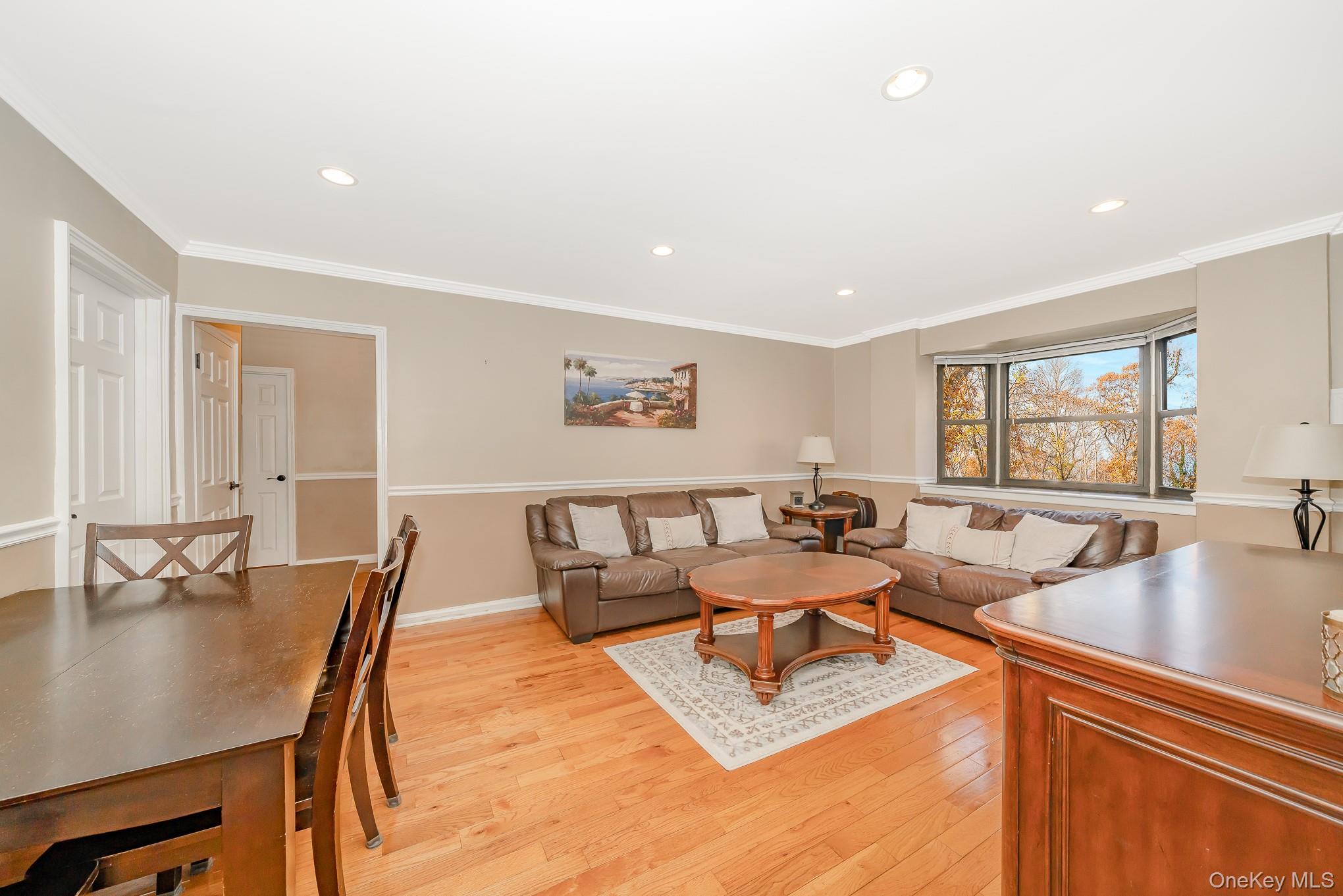 86-40 155th # 1R, Howard Beach, NY 11414