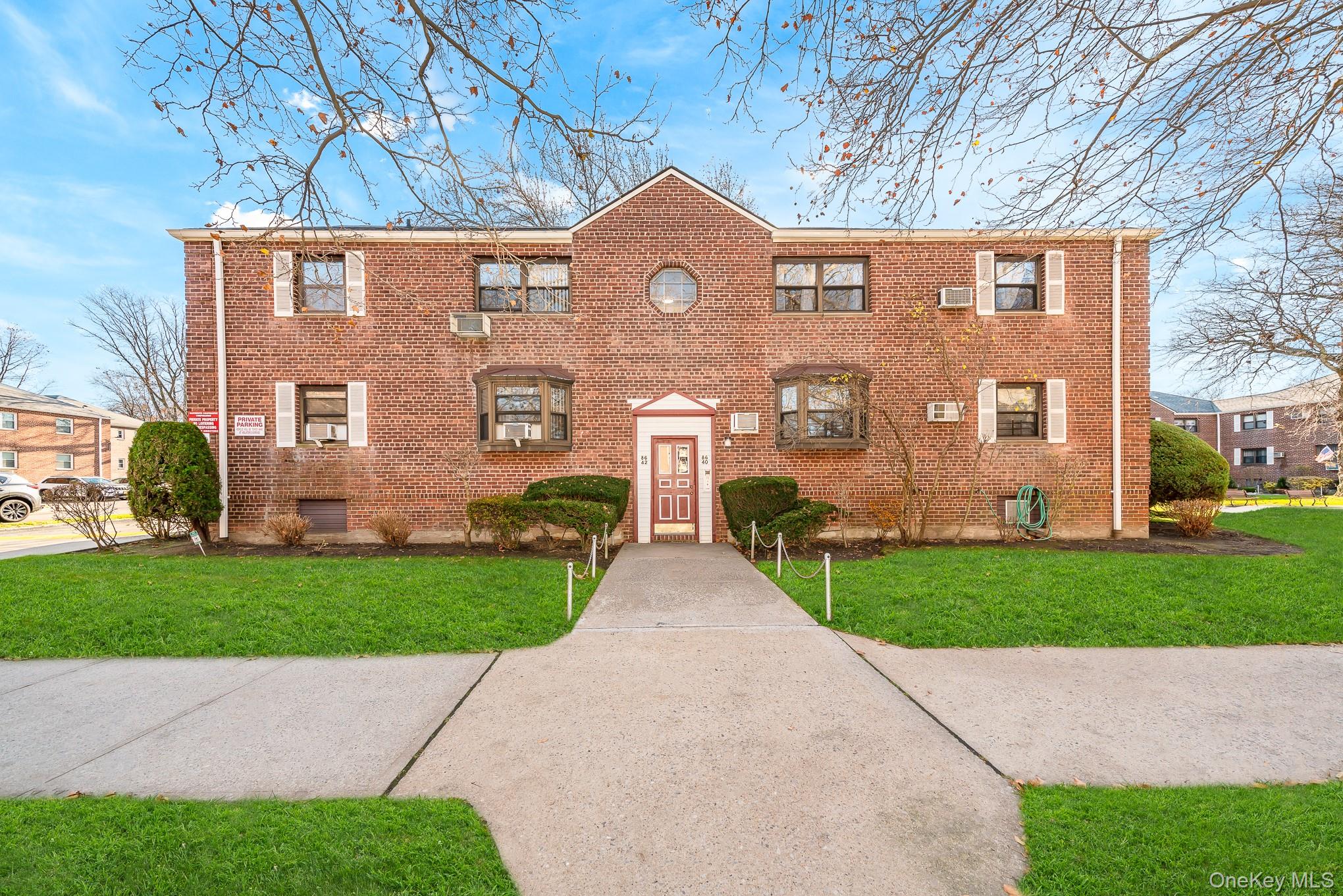 86-40 155th # 1R, Howard Beach, NY 11414