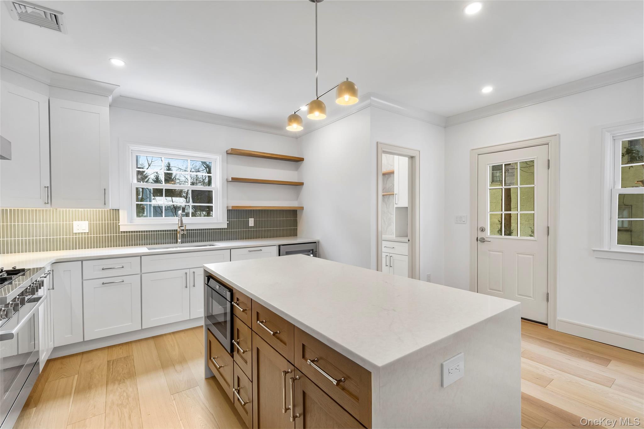 118 Soundview Avenue, White Plains, NY 10606