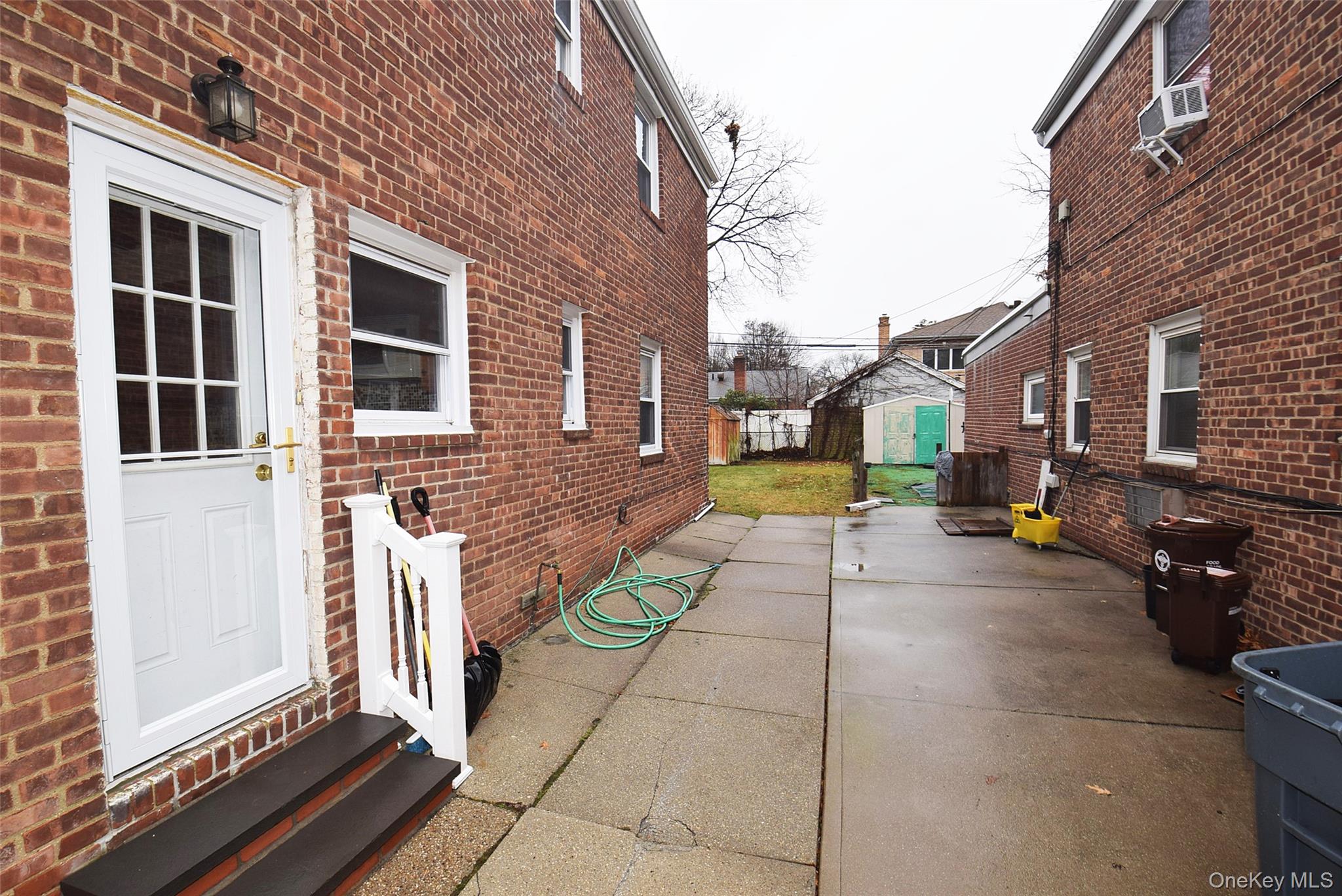 7516 197th Street, Fresh Meadows, NY 11366