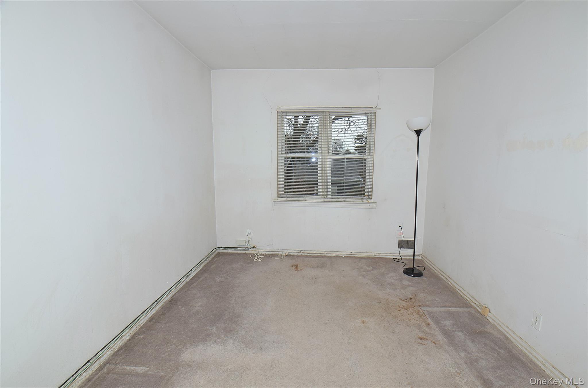 7516 197th Street, Fresh Meadows, NY 11366