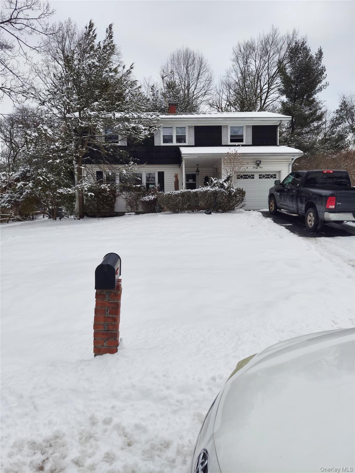 21 Besen Parkway, Tallman, NY 10952