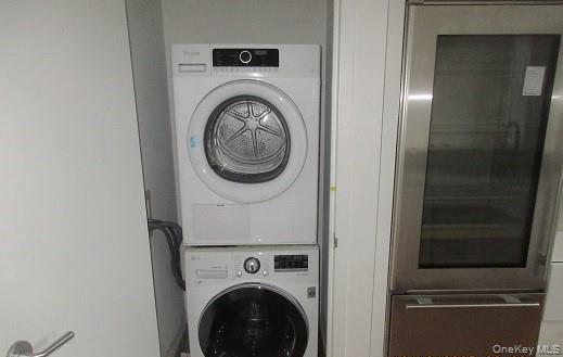 635 W 42 Street # 5F, New York (Manhattan), NY 10036