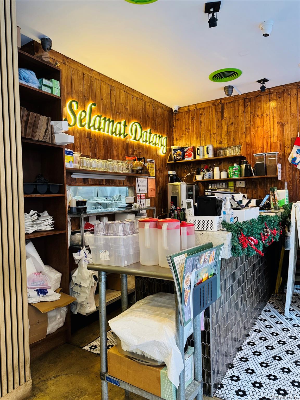 123 Ludlow Street, New York (Manhattan), NY 10002