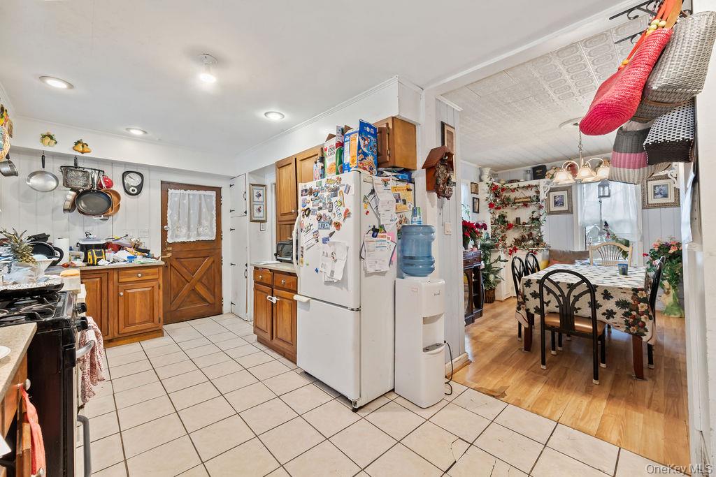 32 McNamara Road, Spring Valley, NY 10977