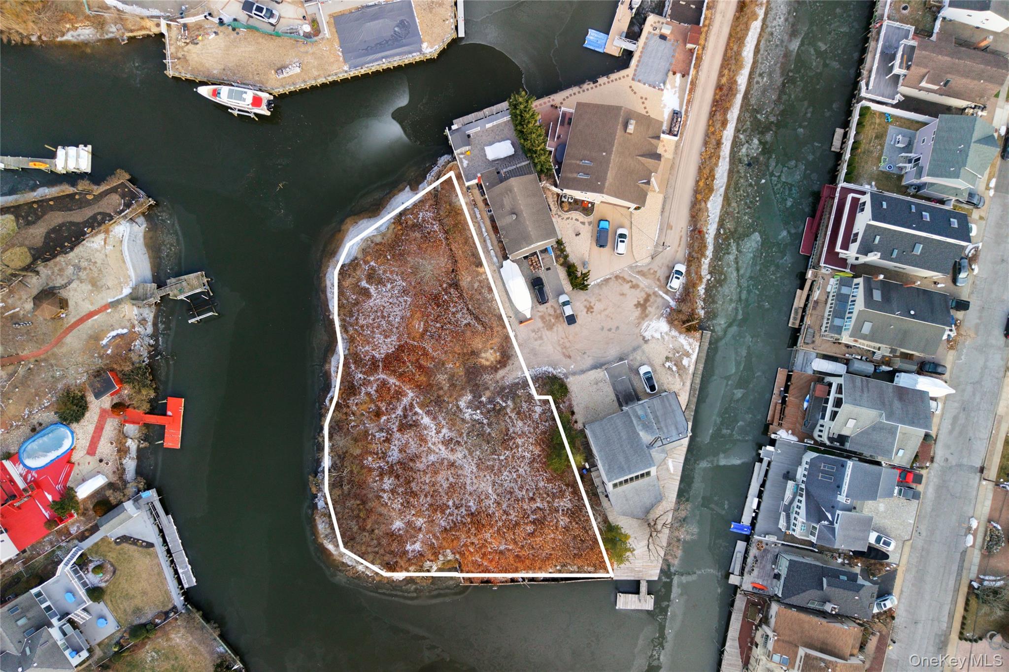 6 Island Plaza, Bellmore, NY 11710