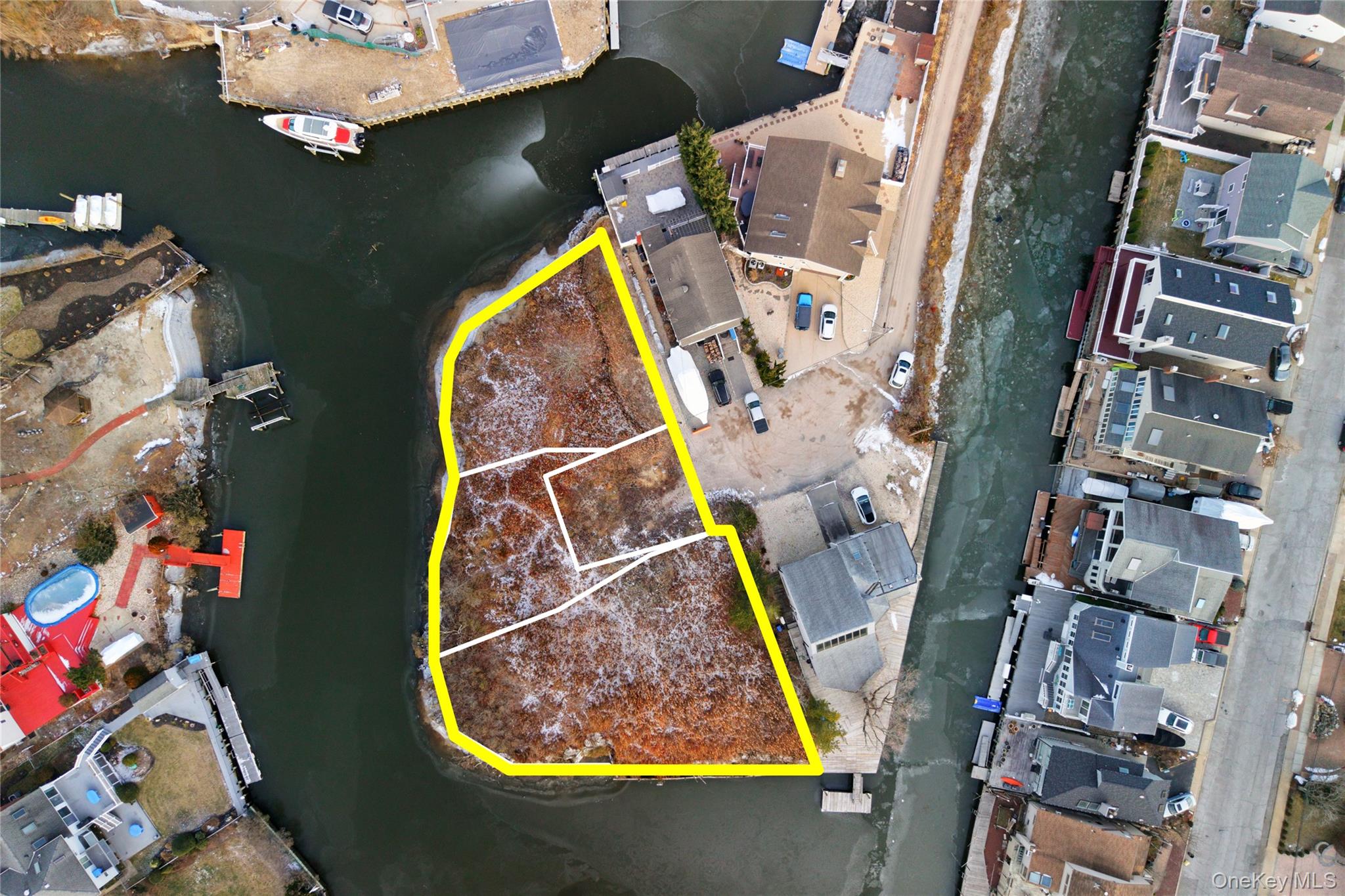 6 Island Plaza, Bellmore, NY 11710