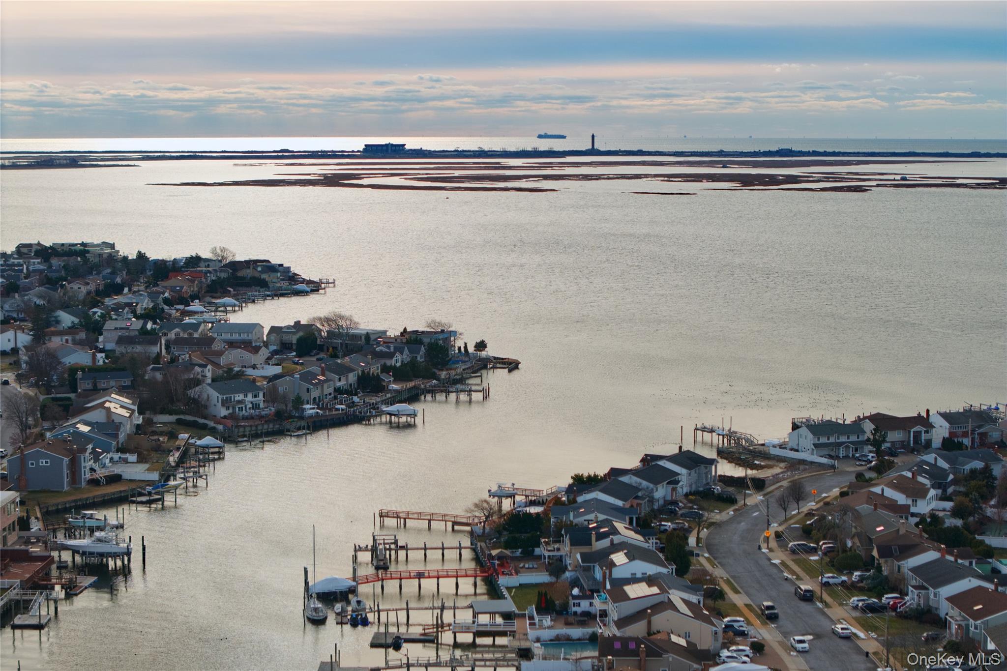 6 Island Plaza, Bellmore, NY 11710