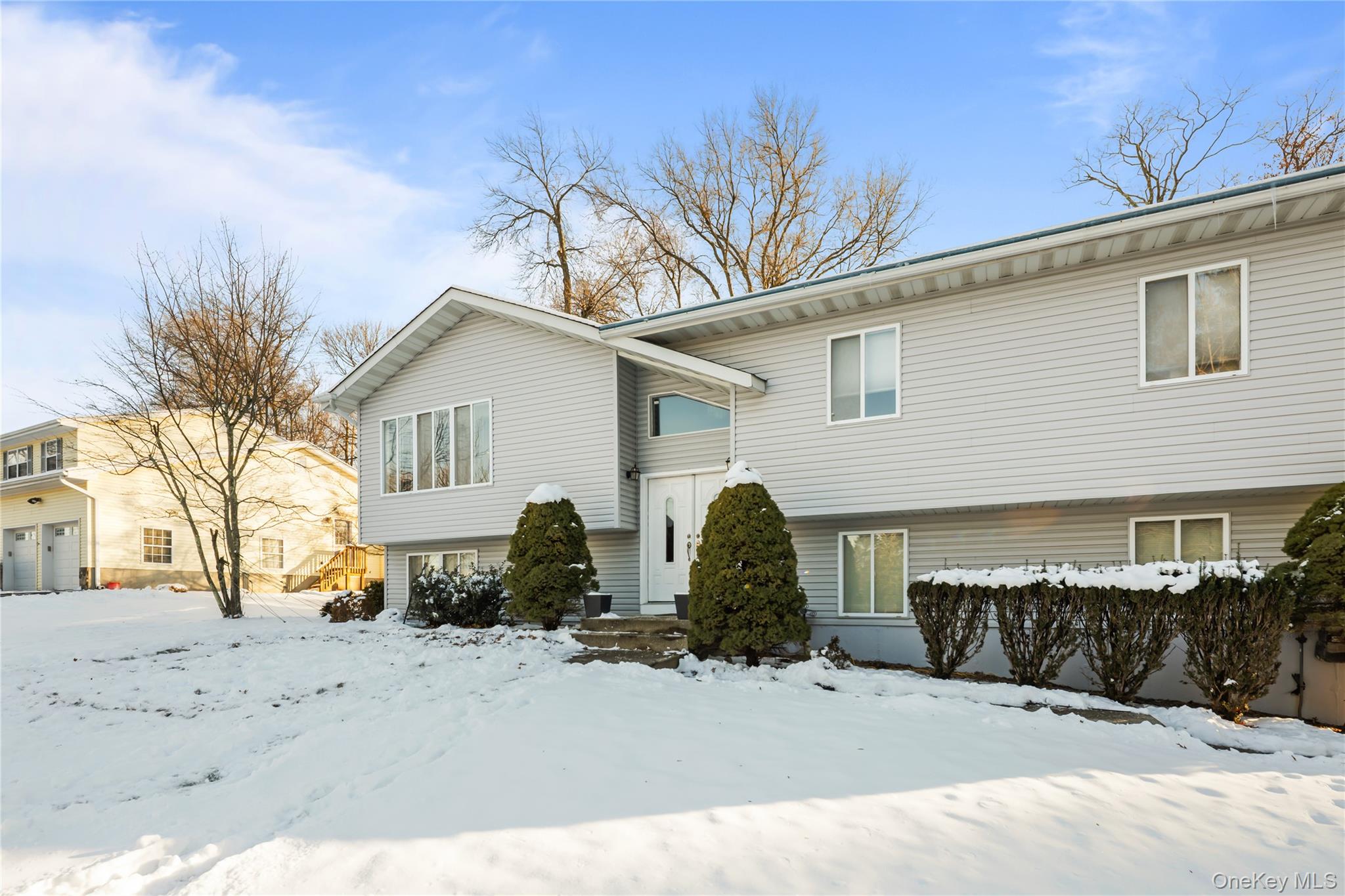 20 Mountainview Avenue, Airmont, NY 10901