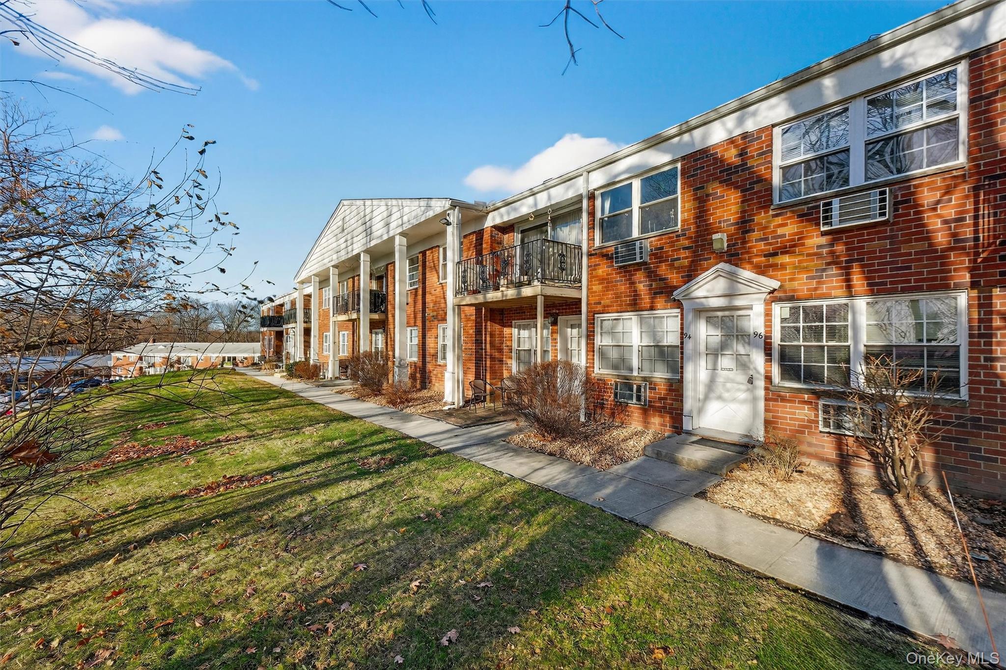 4 Colonial Road # 96, Beacon, NY 12508