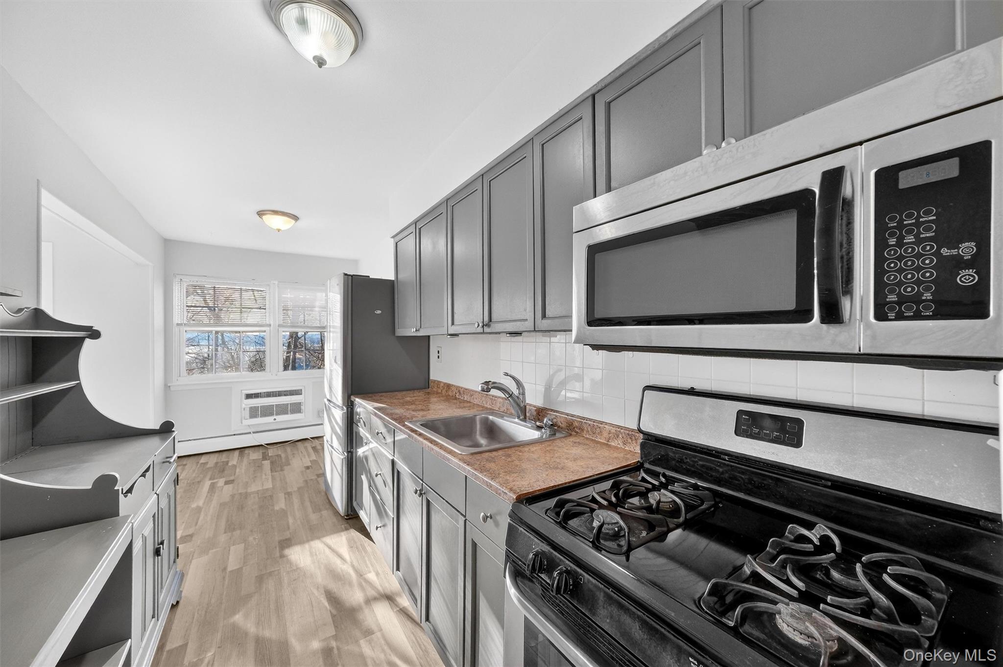 4 Colonial Road # 96, Beacon, NY 12508