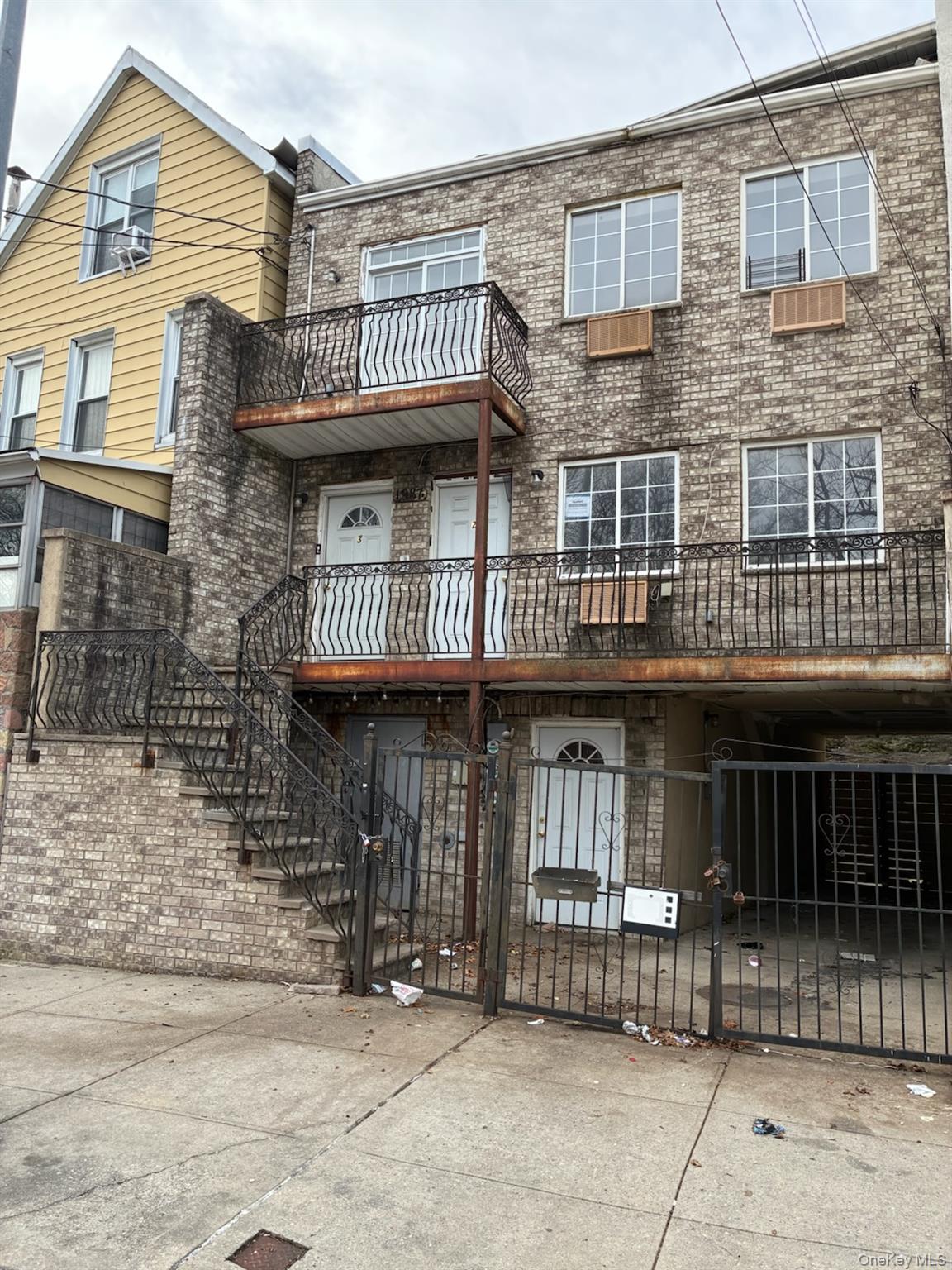 1987 Cruger Avenue, Bronx, NY 10462