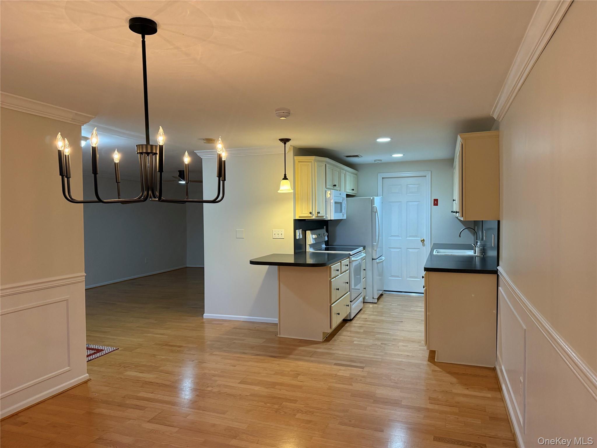 586 Blue Ridge Drive, Medford, NY 11763