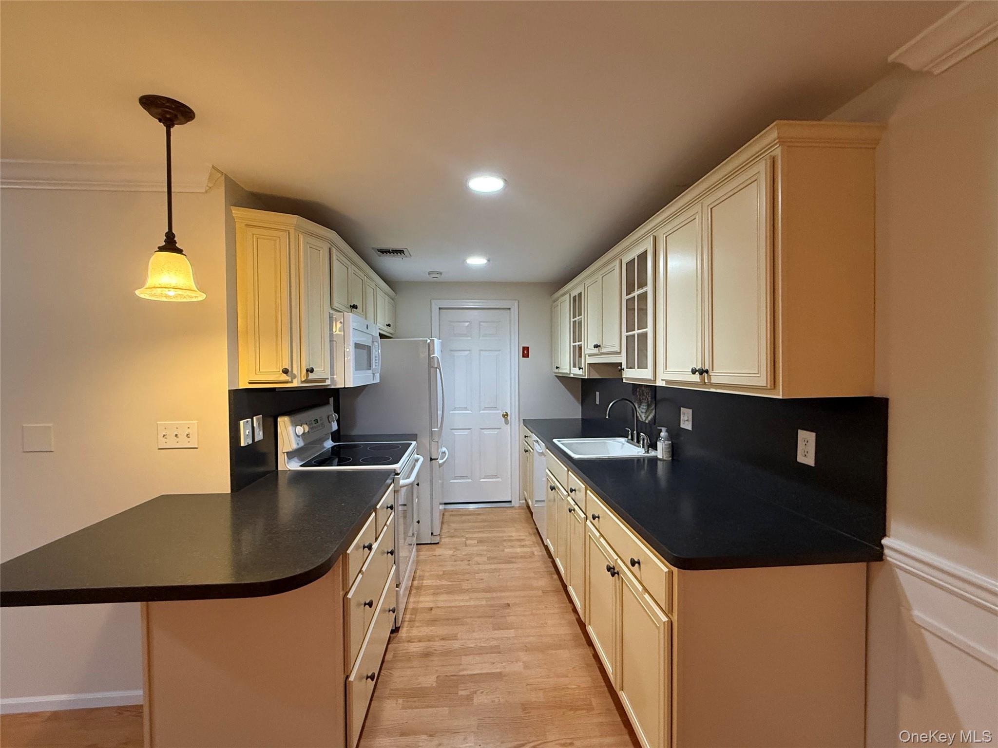 586 Blue Ridge Drive, Medford, NY 11763