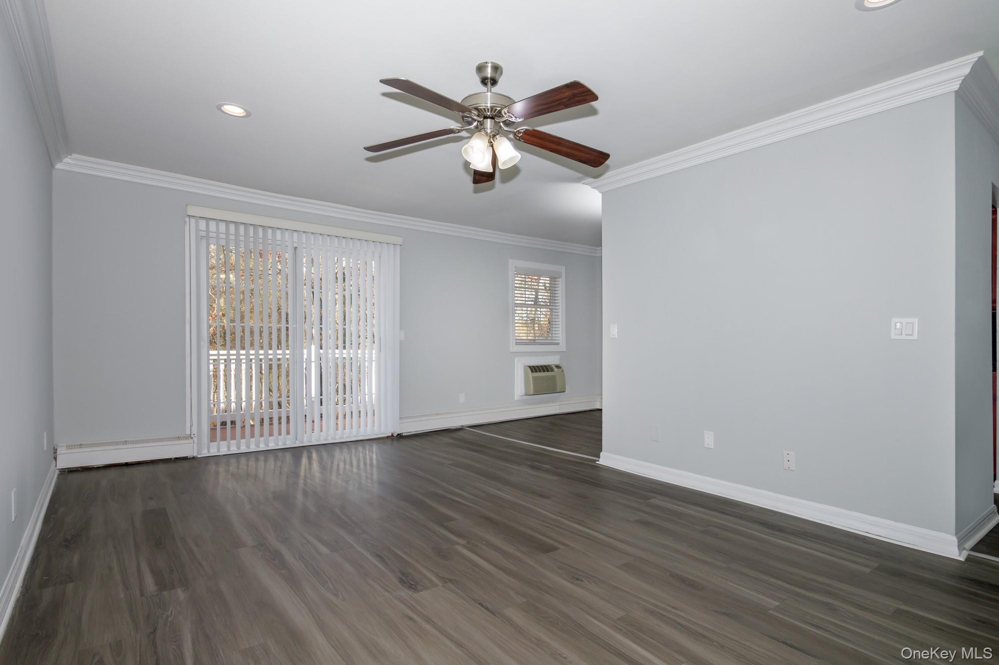 1750 W Main Street # H09, Riverhead, NY 11901