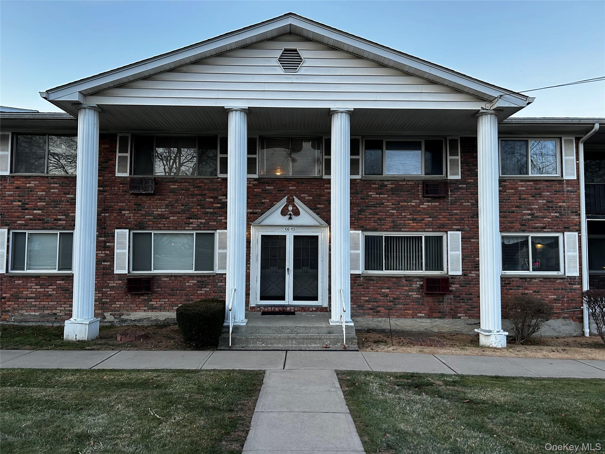 810 Blooming Grove Turnpike # 113, New Windsor, NY 12553