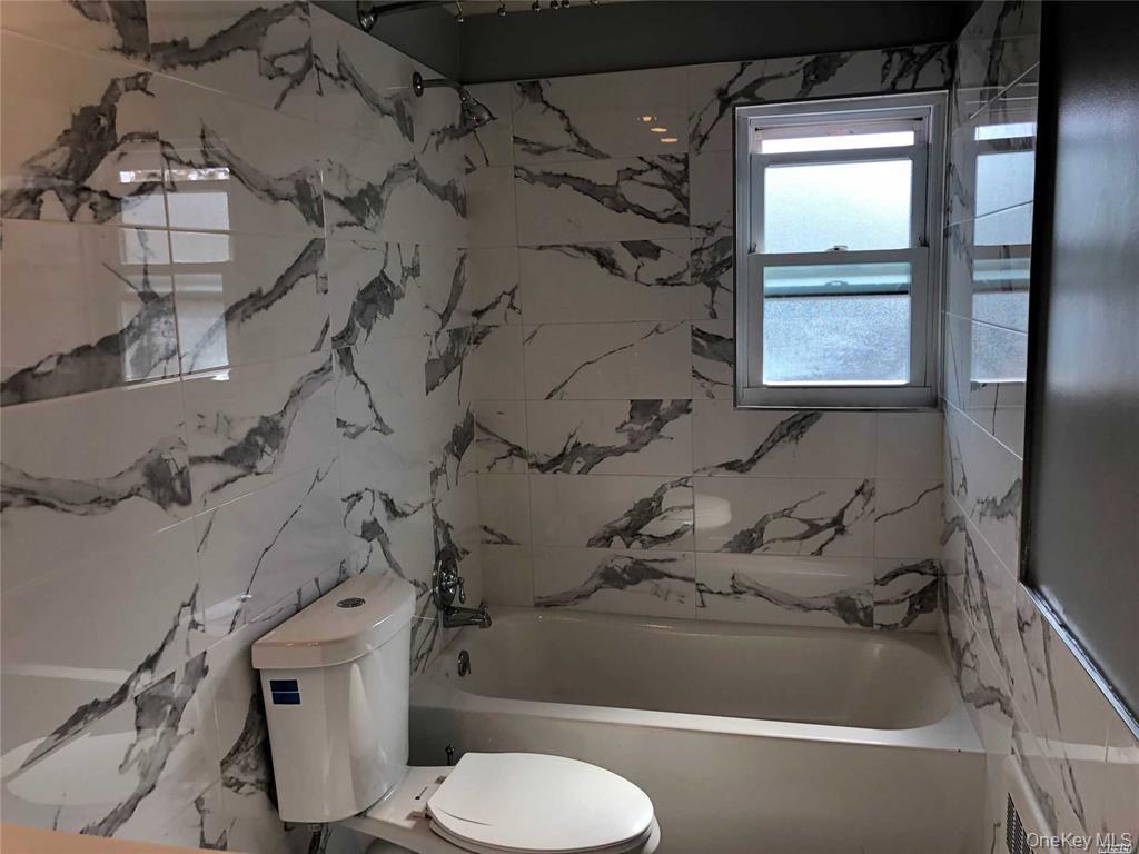 563 Albemarle Place, Cedarhurst, NY 11516