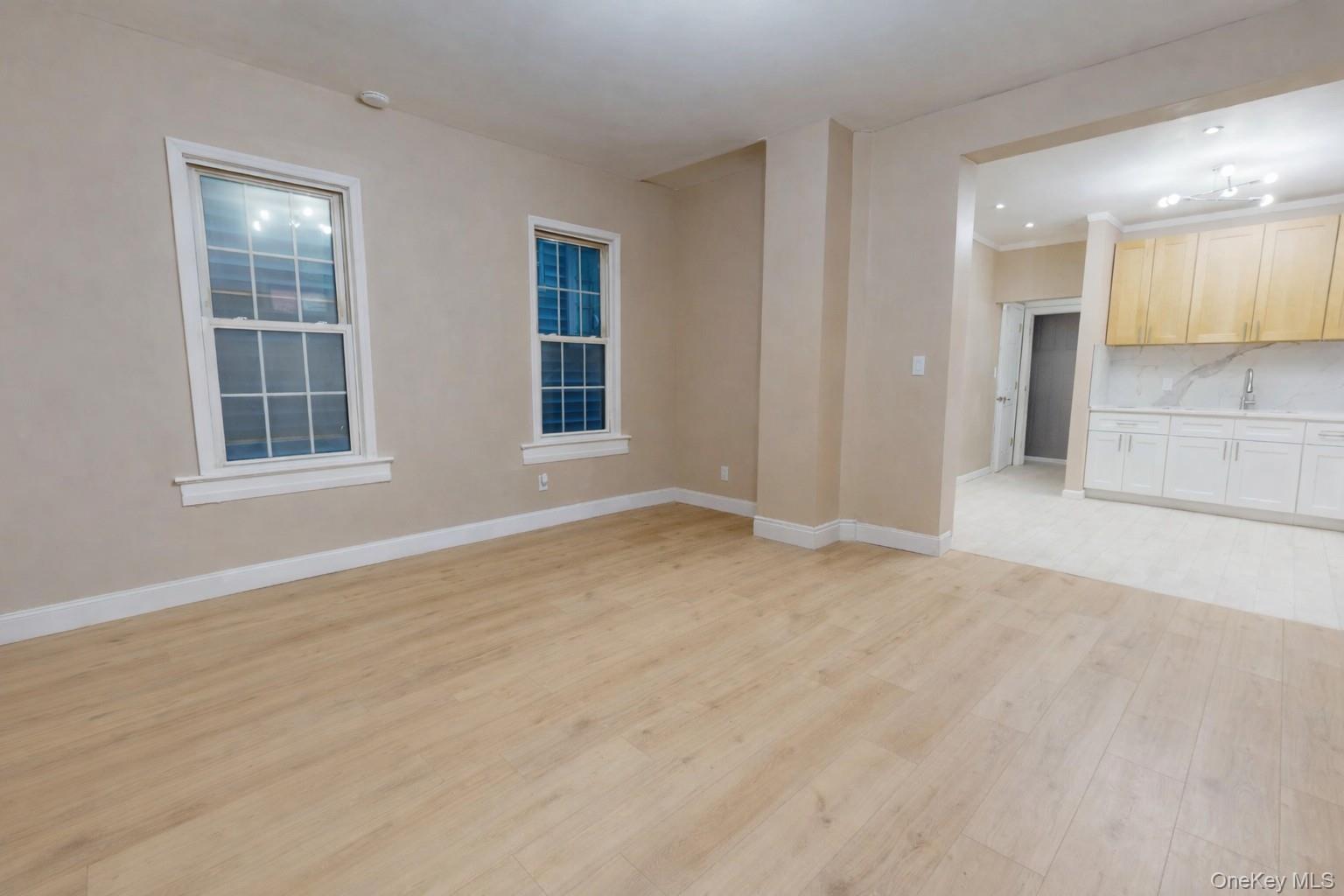 9561 115th Street, Richmond Hill, NY 11419