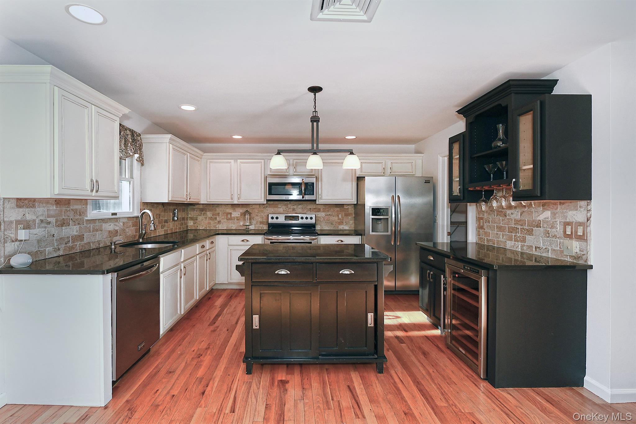 38 Soundcrest Avenue, Northport, NY 11768